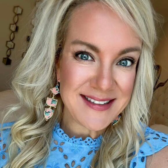 New Plunder “Hazel Louise” Leather Floral Earrings (3.25”) - Picture 5 of 6